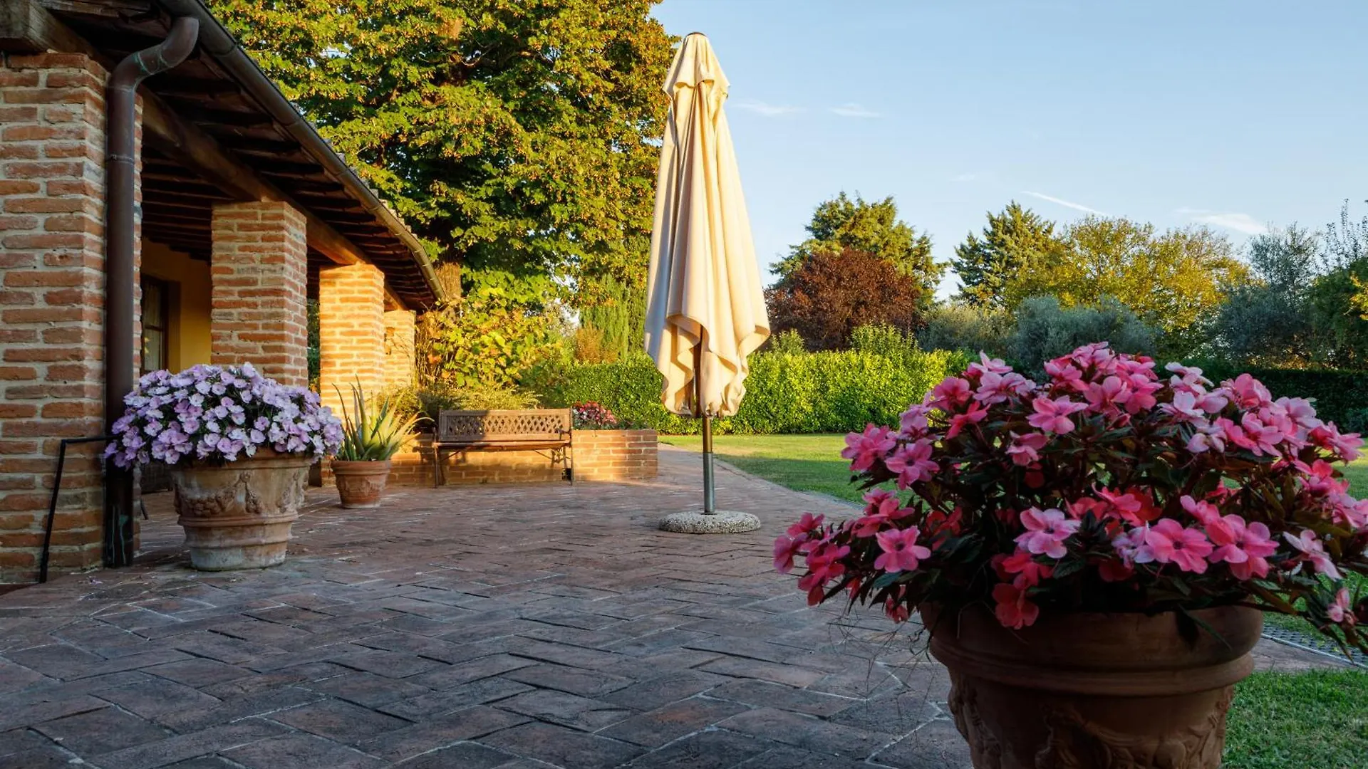 Borgo Villa Risi Siena Italy