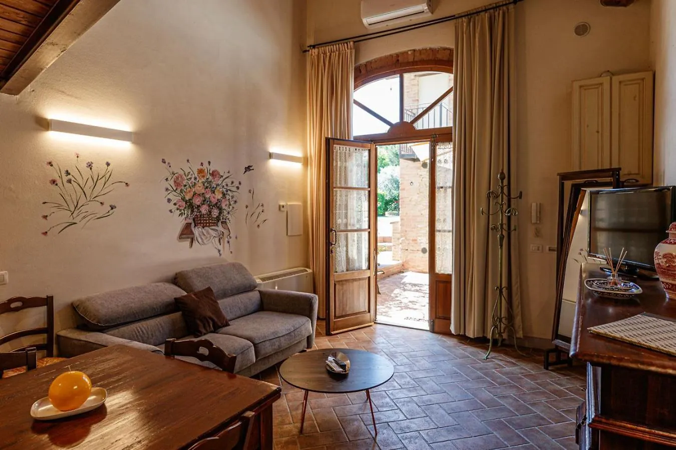 Borgo Villa Risi Siena Holiday home
